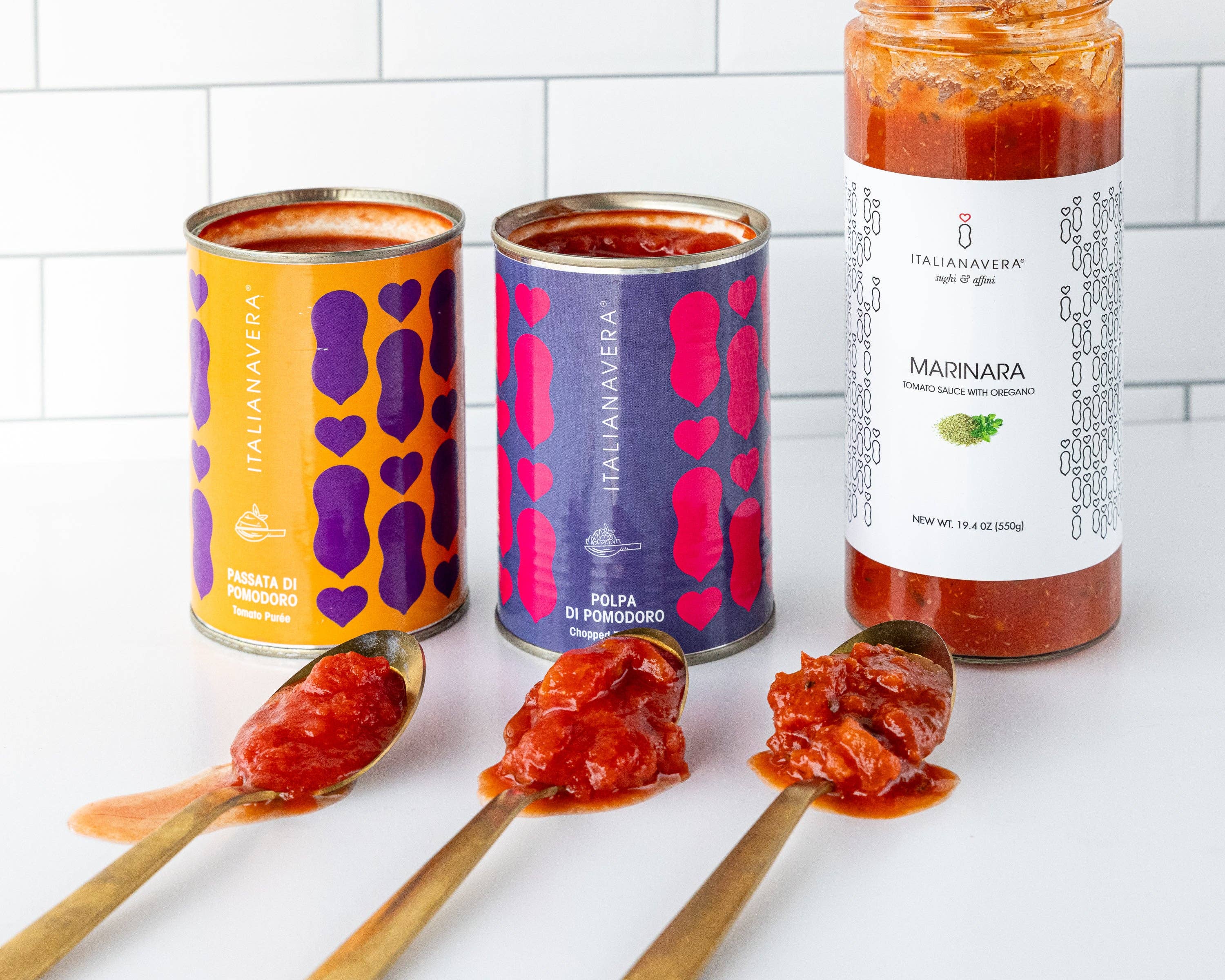 Crushed Italian Tomatoes by Italianavera