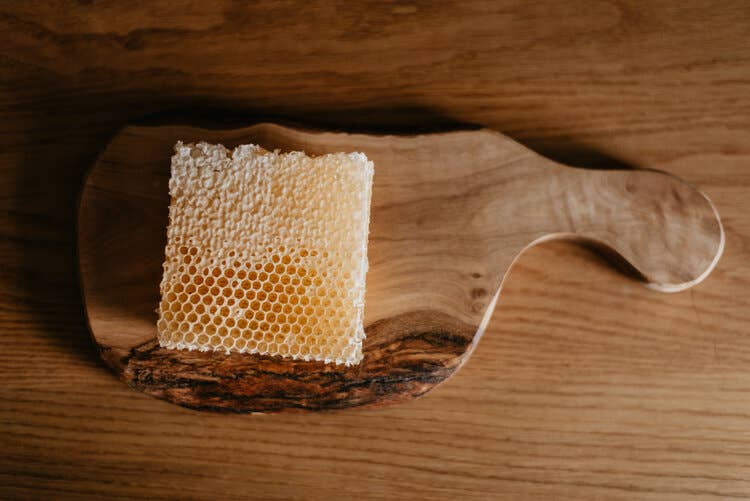 Raw Honey Comb 8oz