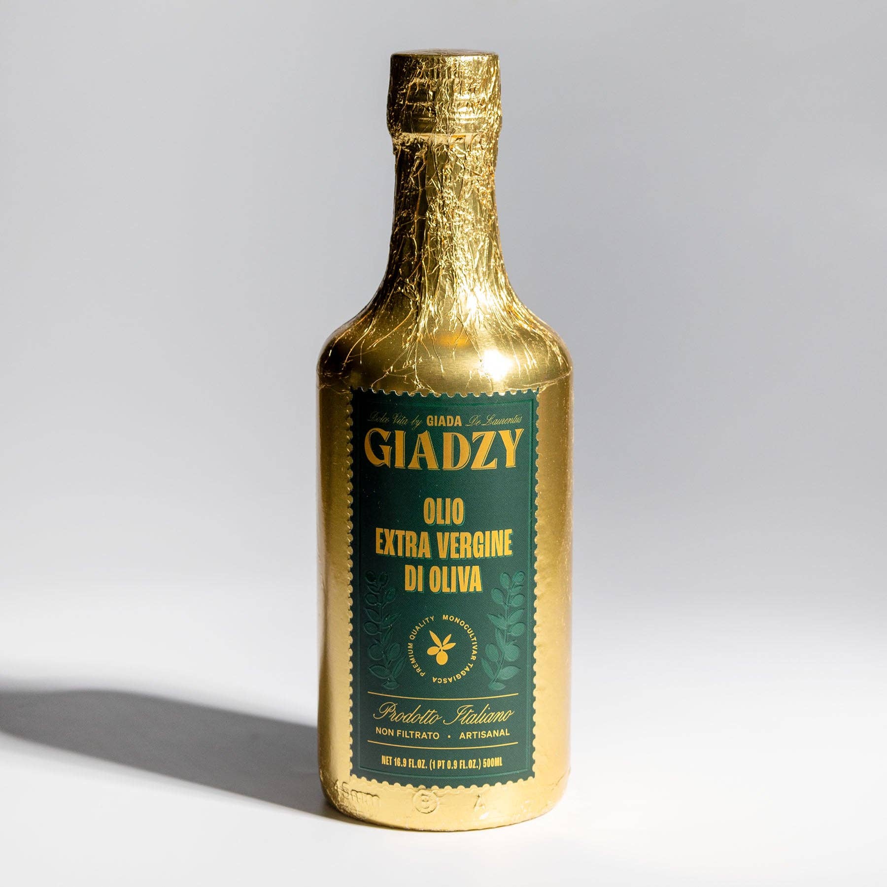 Gold-Wrapped Extra Virgin Olive Oil: 17 oz