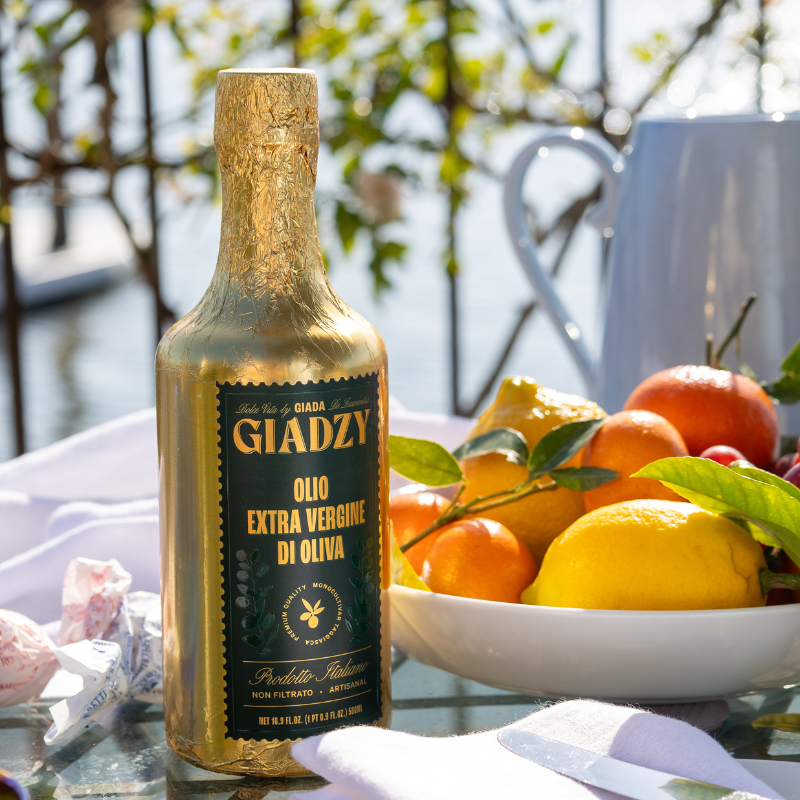 Gold-Wrapped Extra Virgin Olive Oil: 17 oz